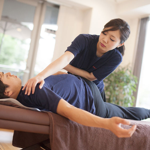 ストレッチアップ蒲田店では肩こり解消も可能です